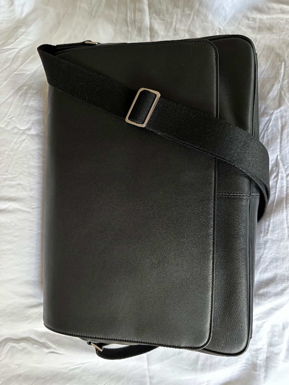 Leatherology Laptop Messenger Bag – Black Onyx | Brand New, Never Used
